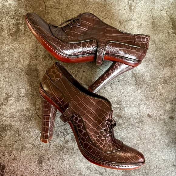 Celine Vintage Oxford Croc-Embossed Heels Mahogany | EU 38, US 7 - Picture 6 of 8
